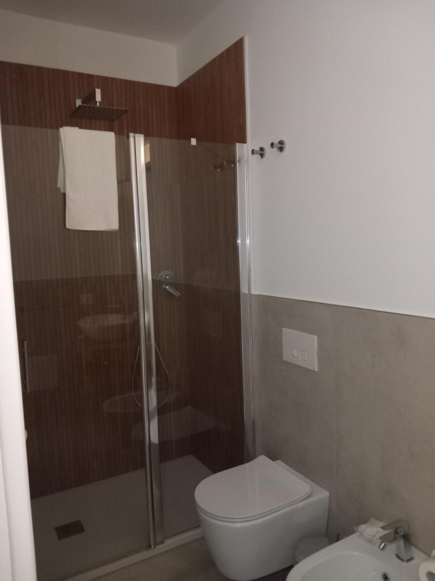 Middle Town Apartment