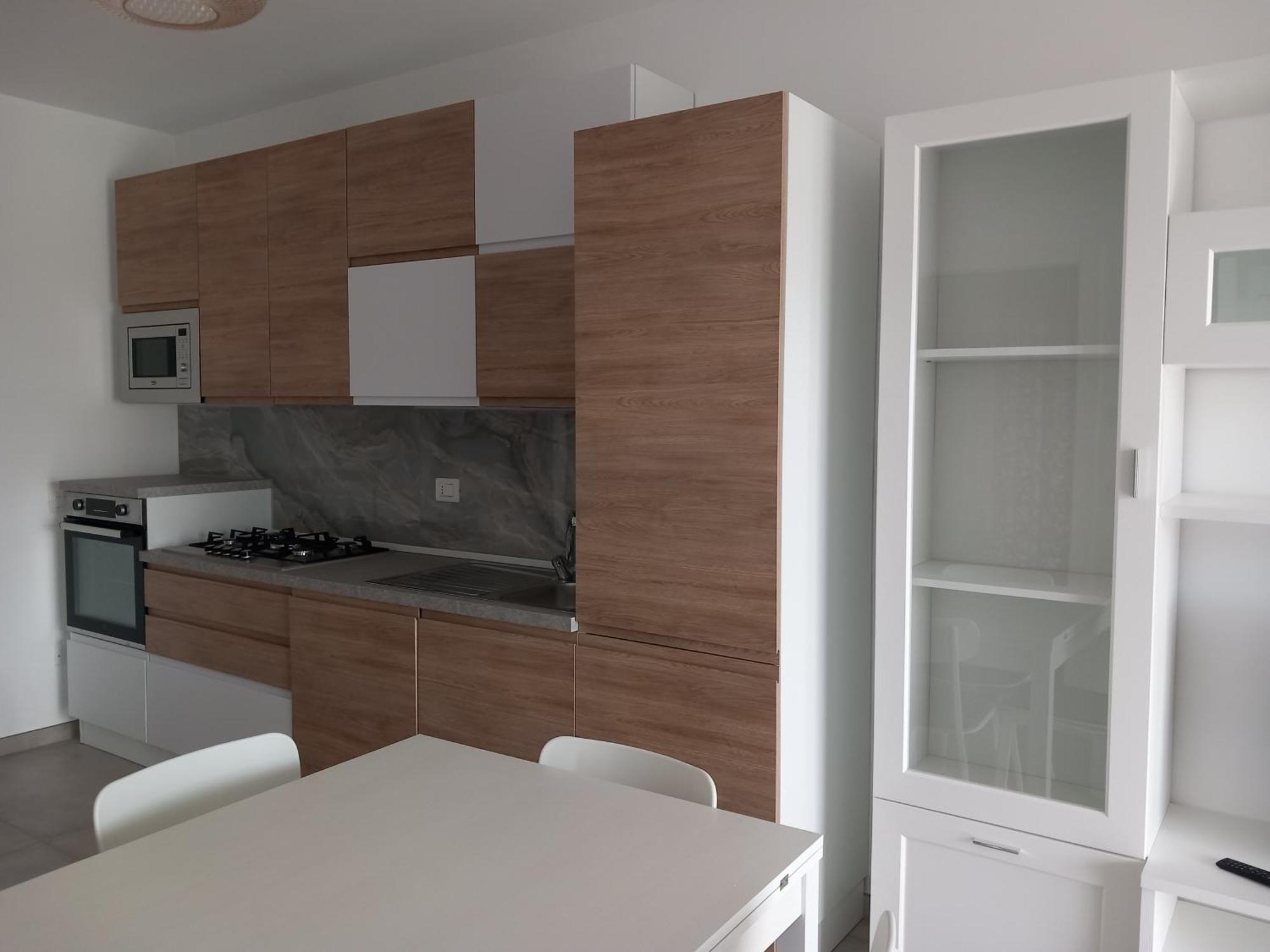 Middle Town Apartment