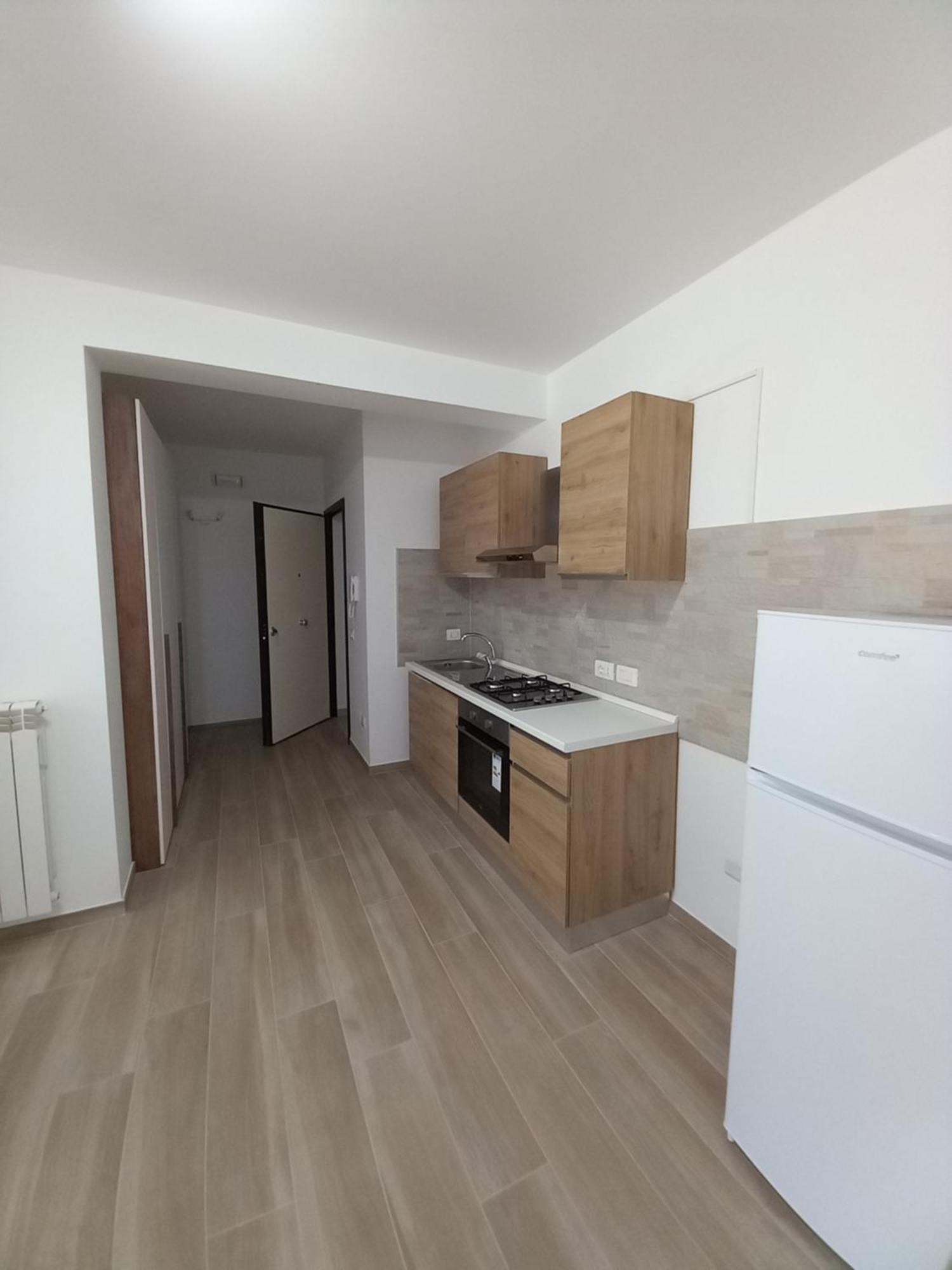 Middle Town Apartment *