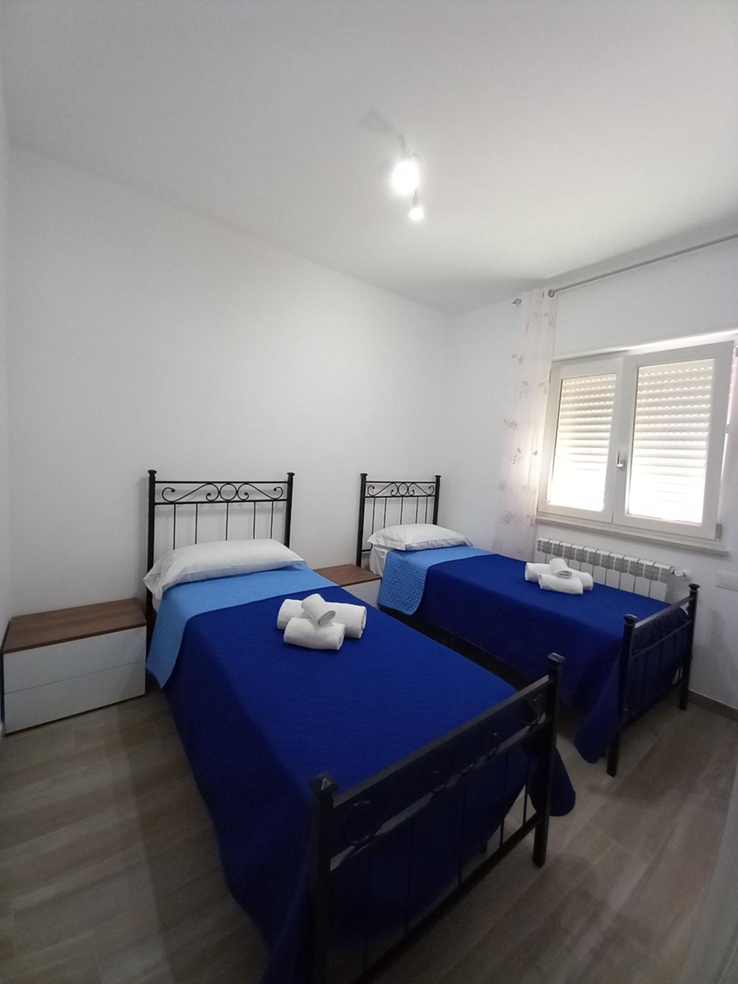 Middle Town Apartment